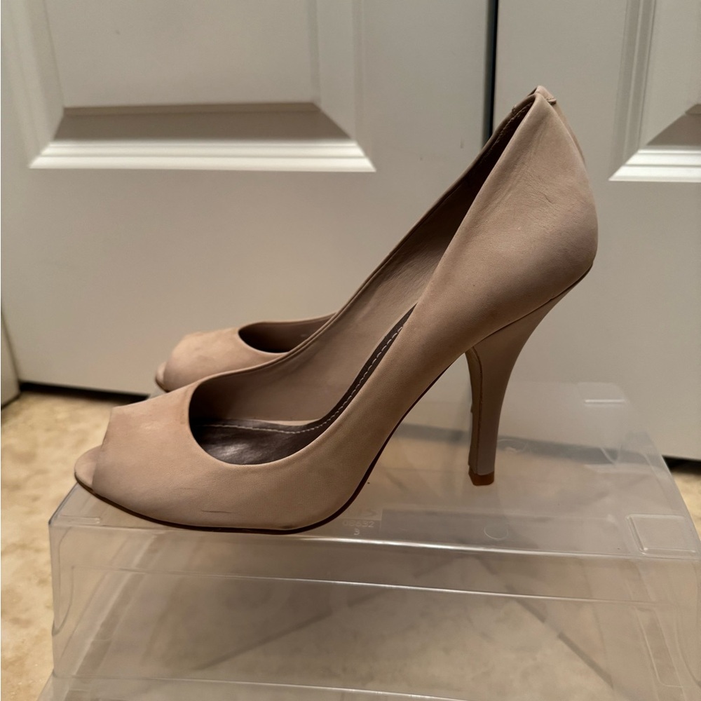 Gianni Bini Leather, Peep Toe Heels - Picture 3 of 6